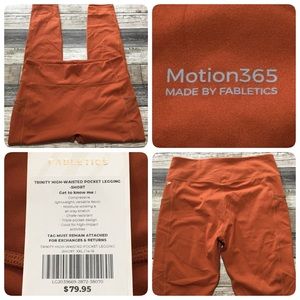 Fabletics trinity high waisted pocket leggings short women XXL orange inseam 26